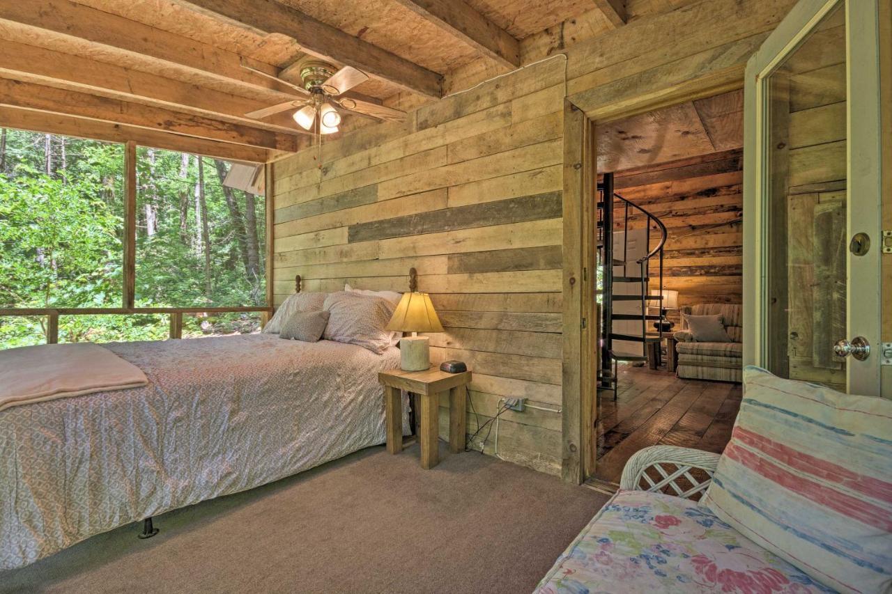 Creekside Cabin With Deck In Pisgah Forest! Barnardsville Bagian luar foto