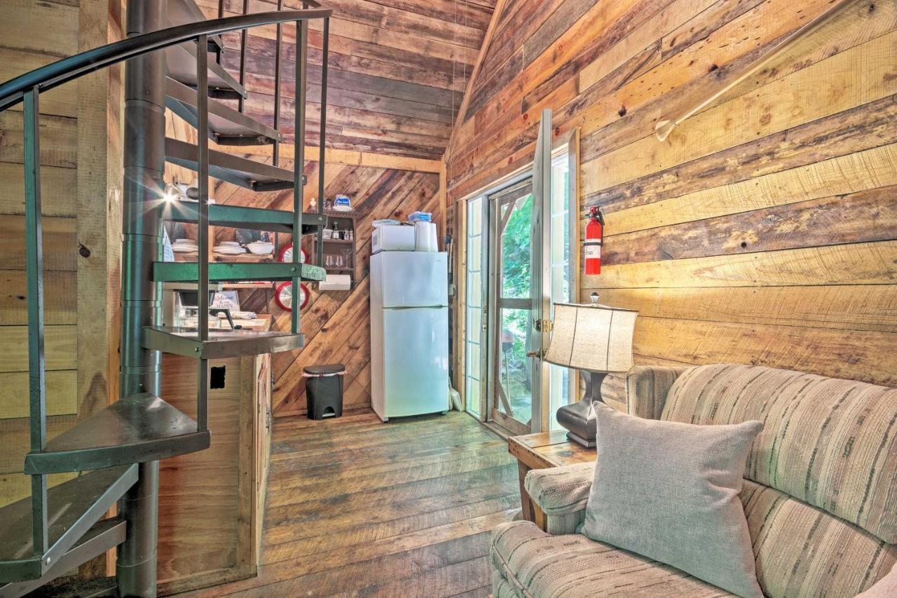 Creekside Cabin With Deck In Pisgah Forest! Barnardsville Bagian luar foto