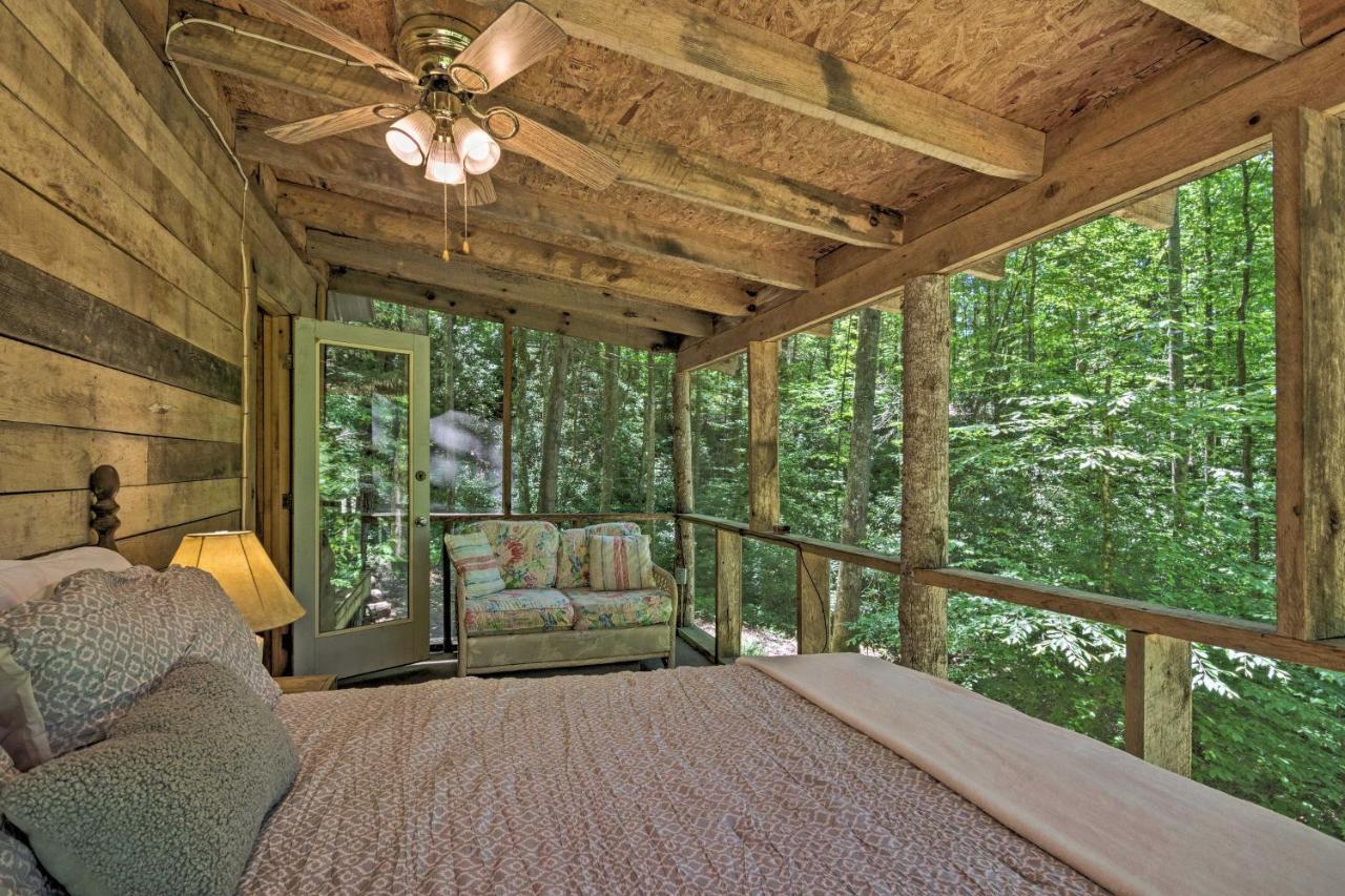 Creekside Cabin With Deck In Pisgah Forest! Barnardsville Bagian luar foto